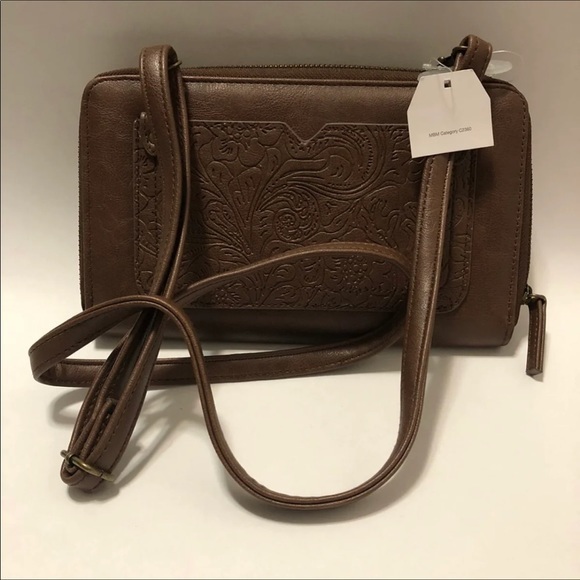 Time and Tru Handbags - Time‎ and Tru Brown Crossbody Bag New